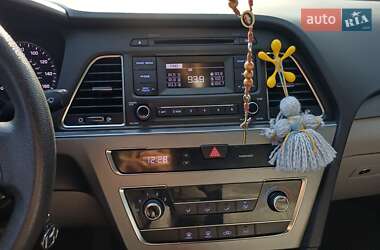 Седан Hyundai Sonata 2016 в Львове