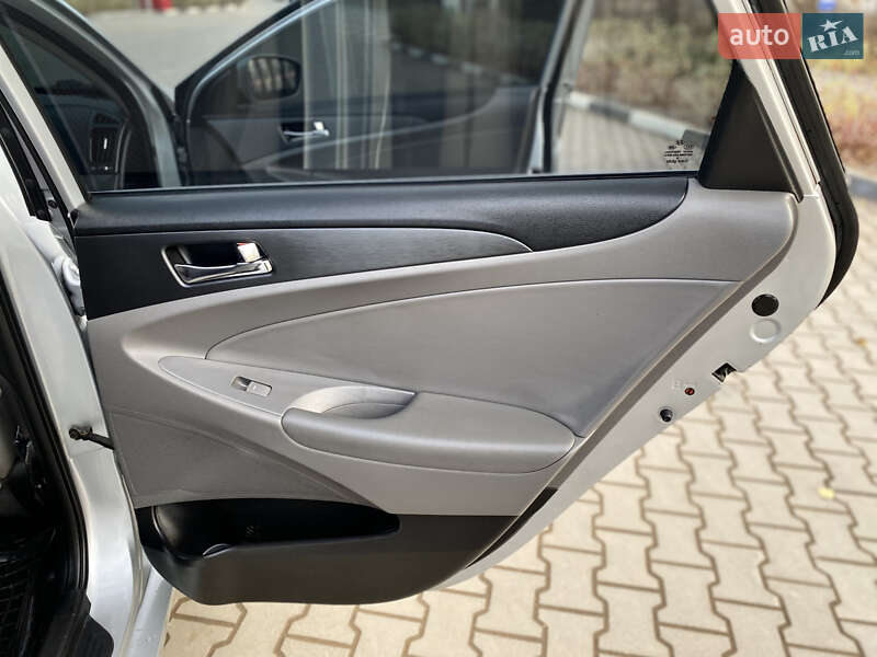 Седан Hyundai Sonata 2010 в Хмельницком фото 27 Седан Hyundai Sonata 2010 в Хмельницком
