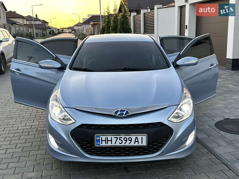 Седан Hyundai Sonata 2013 в Одессе фото 86 Седан Hyundai Sonata 2013 в Одессе