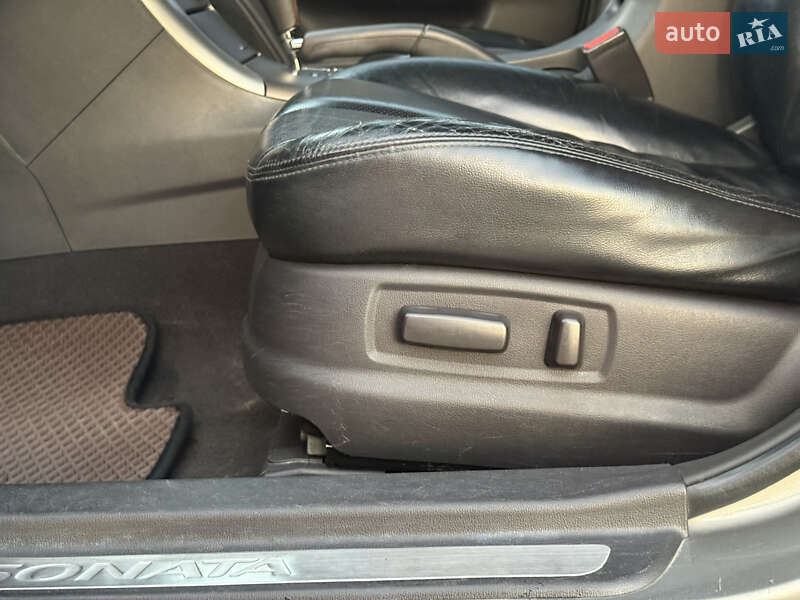 Седан Hyundai Sonata 2008 в Киеве