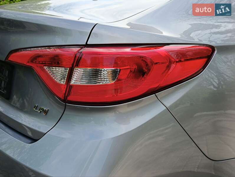 Седан Hyundai Sonata 2015 в Одесі