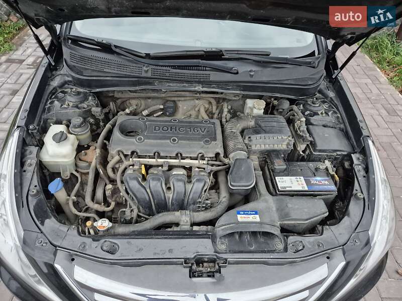 Седан Hyundai Sonata 2013 в Богуславе