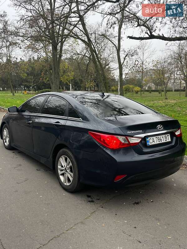 Седан Hyundai Sonata 2013 в Черноморске