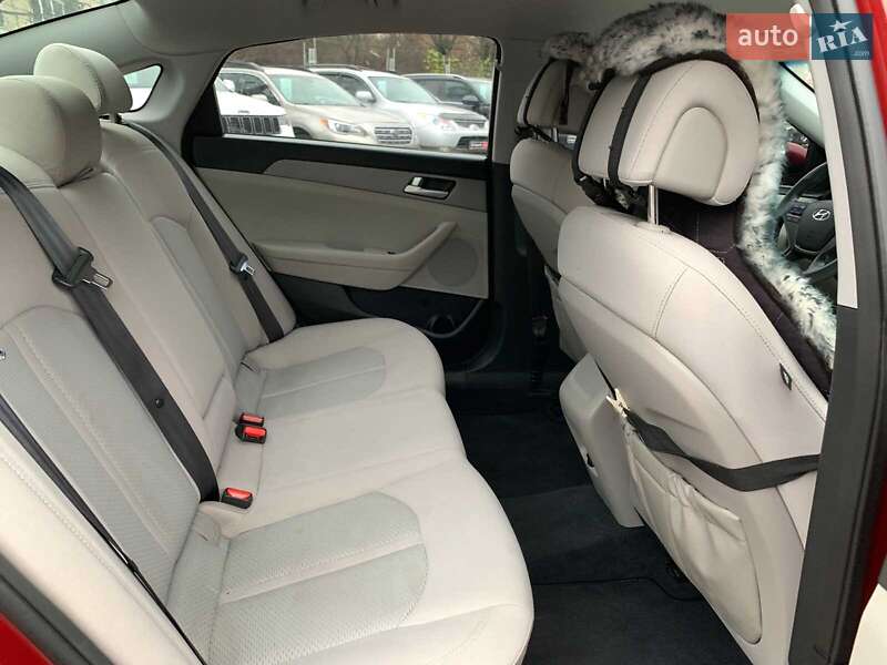 Седан Hyundai Sonata 2015 в Вінниці