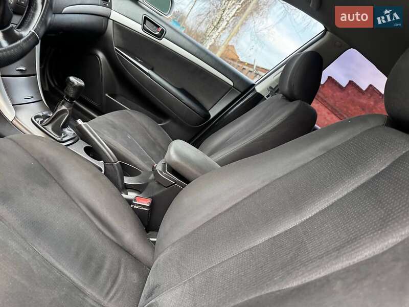 Седан Hyundai Sonata 2009 в Ахтырке
