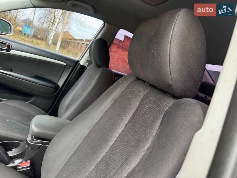 Седан Hyundai Sonata 2009 в Ахтырке