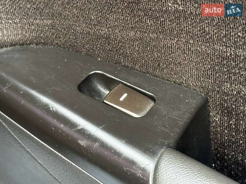 Седан Hyundai Sonata 2009 в Ахтырке