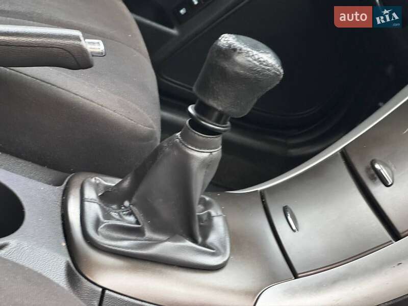 Седан Hyundai Sonata 2009 в Ахтырке