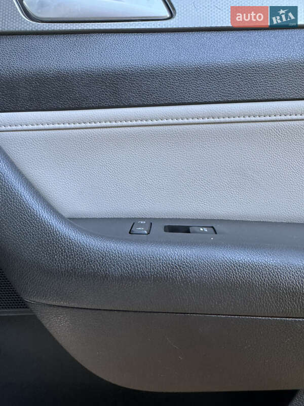 Седан Hyundai Sonata 2015 в Тернополе