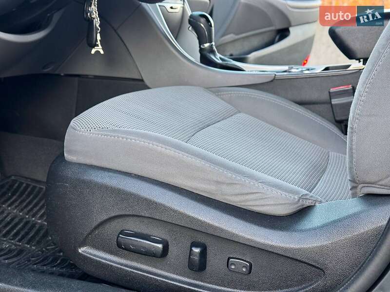 Седан Hyundai Sonata 2013 в Киеве