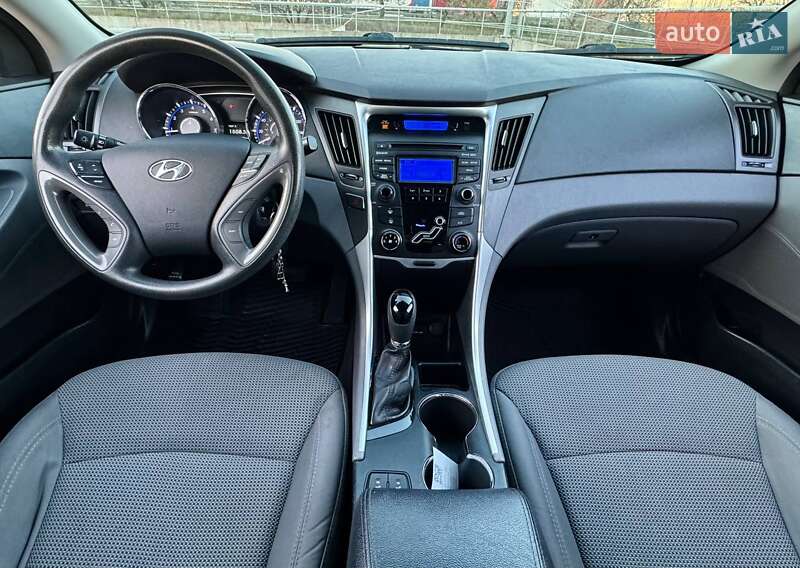 Седан Hyundai Sonata 2013 в Киеве