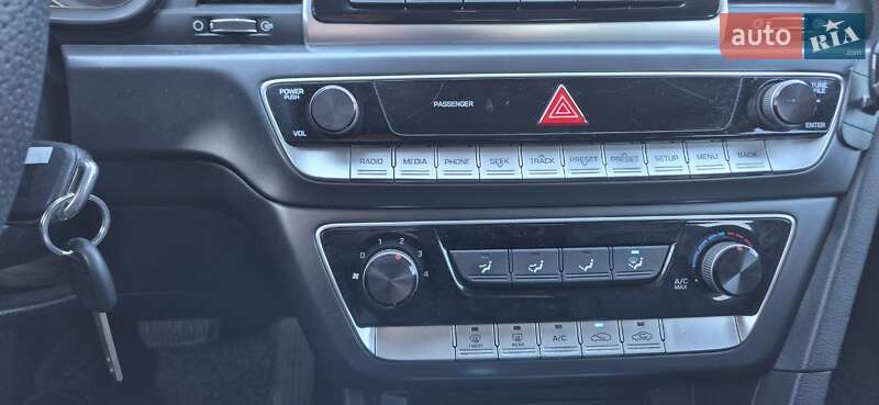 Седан Hyundai Sonata 2018 в Житомире