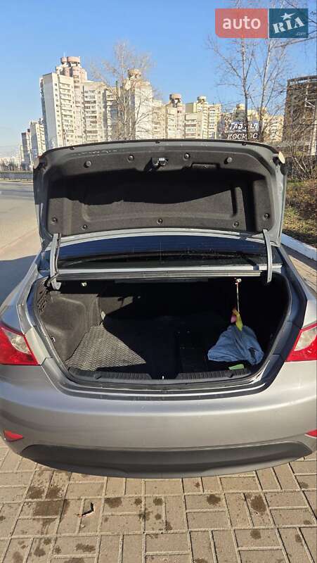 Седан Hyundai Sonata 2014 в Киеве