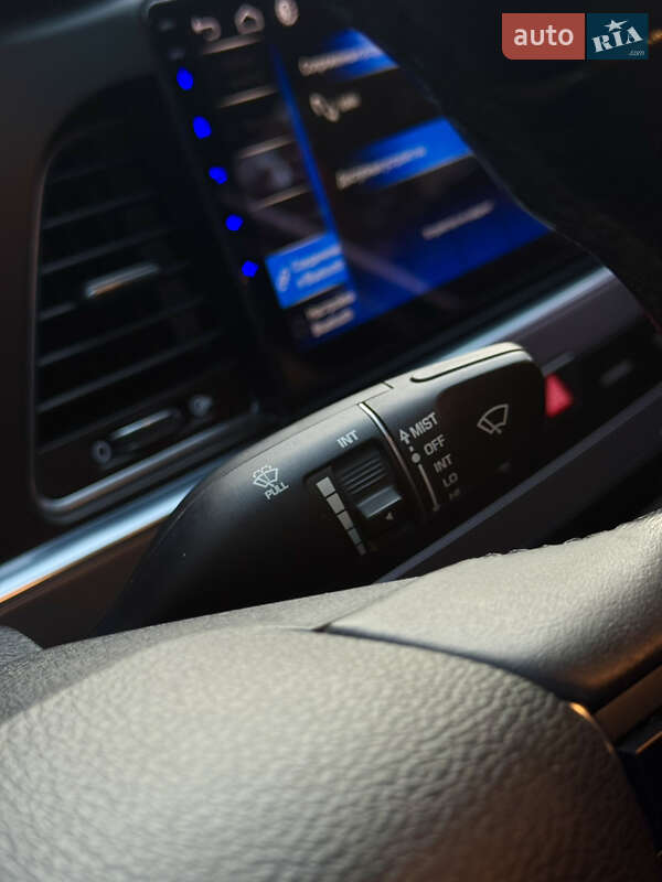 Седан Hyundai Sonata 2016 в Киеве