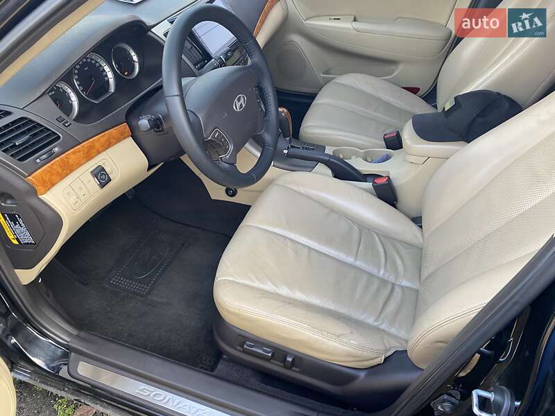 Седан Hyundai Sonata 2009 в Днепре