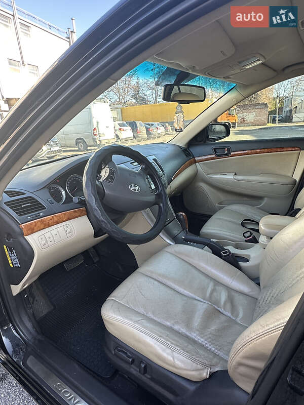 Седан Hyundai Sonata 2009 в Чернигове