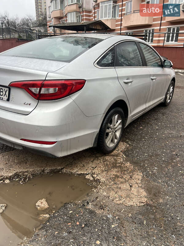 Седан Hyundai Sonata 2015 в Киеве