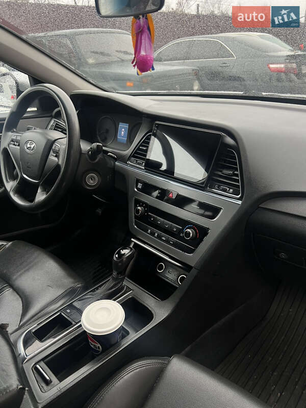 Седан Hyundai Sonata 2015 в Киеве