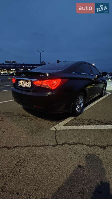 Седан Hyundai Sonata 2014 в Киеве