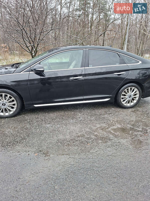 Седан Hyundai Sonata 2015 в Славуте