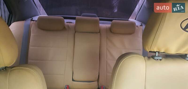 Седан Hyundai Sonata 2006 в Маньковке