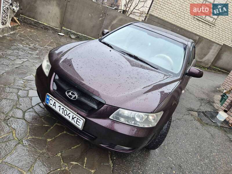 Седан Hyundai Sonata 2006 в Умані