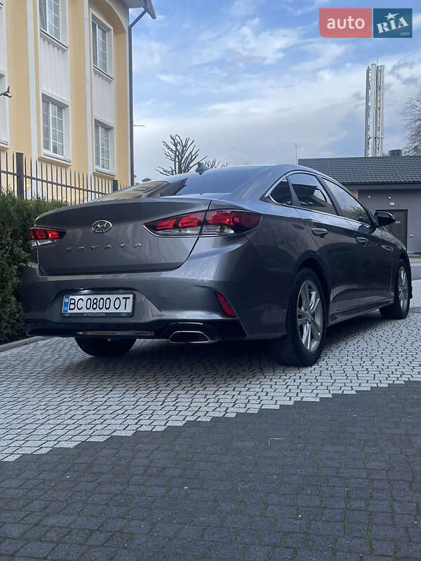 Седан Hyundai Sonata 2018 в Львове