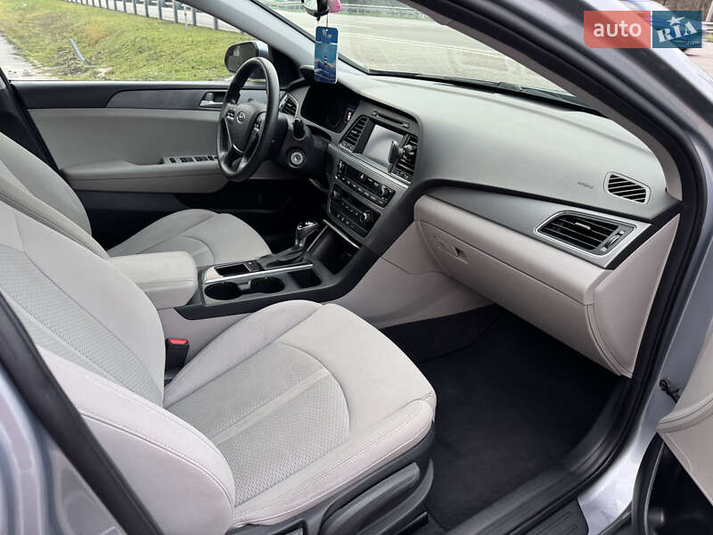 Седан Hyundai Sonata 2016 в Киеве фото 20 Седан Hyundai Sonata 2016 в Киеве