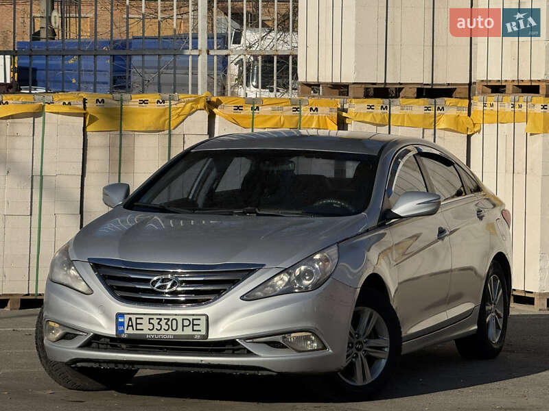 Седан Hyundai Sonata 2014 в Дніпрі