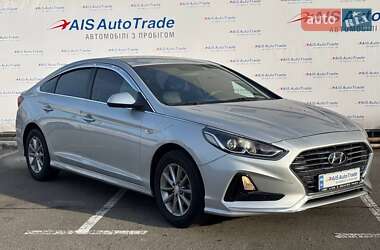 Седан Hyundai Sonata 2018 в Києві