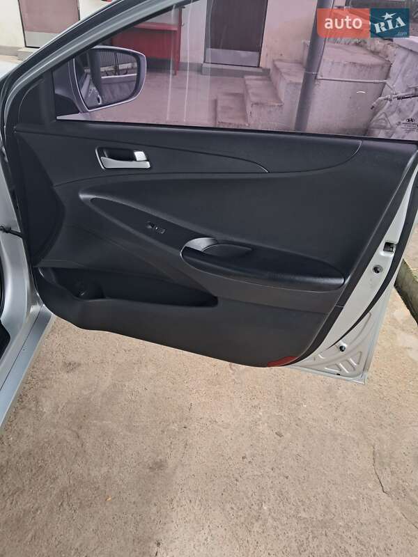 Седан Hyundai Sonata 2012 в Одессе