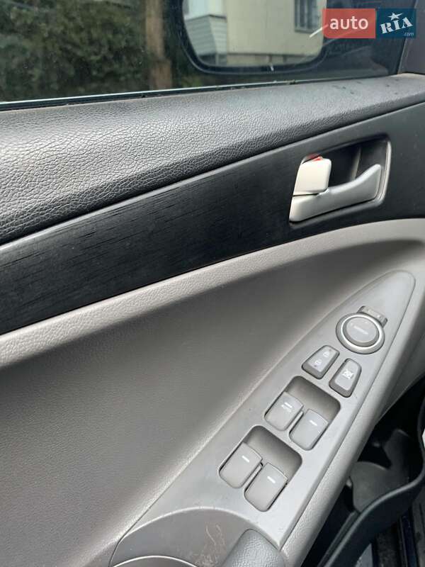 Седан Hyundai Sonata 2013 в Киеве