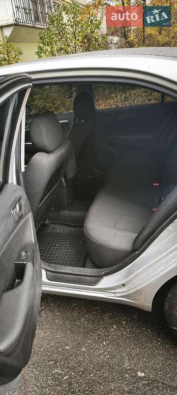 Седан Hyundai Sonata 2009 в Киеве