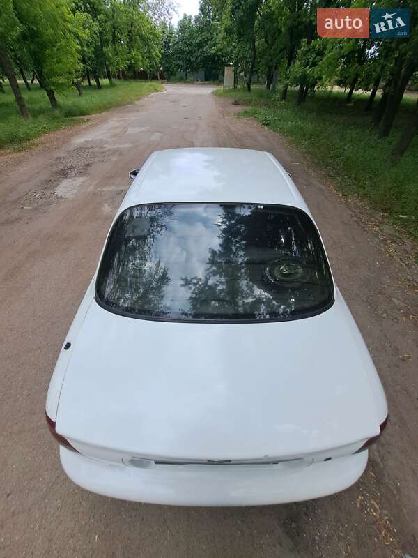 Седан Hyundai Sonata 1997 в Кропивницком