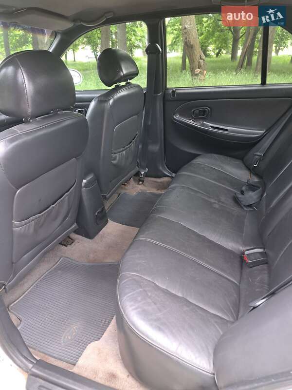 Седан Hyundai Sonata 1997 в Кропивницком