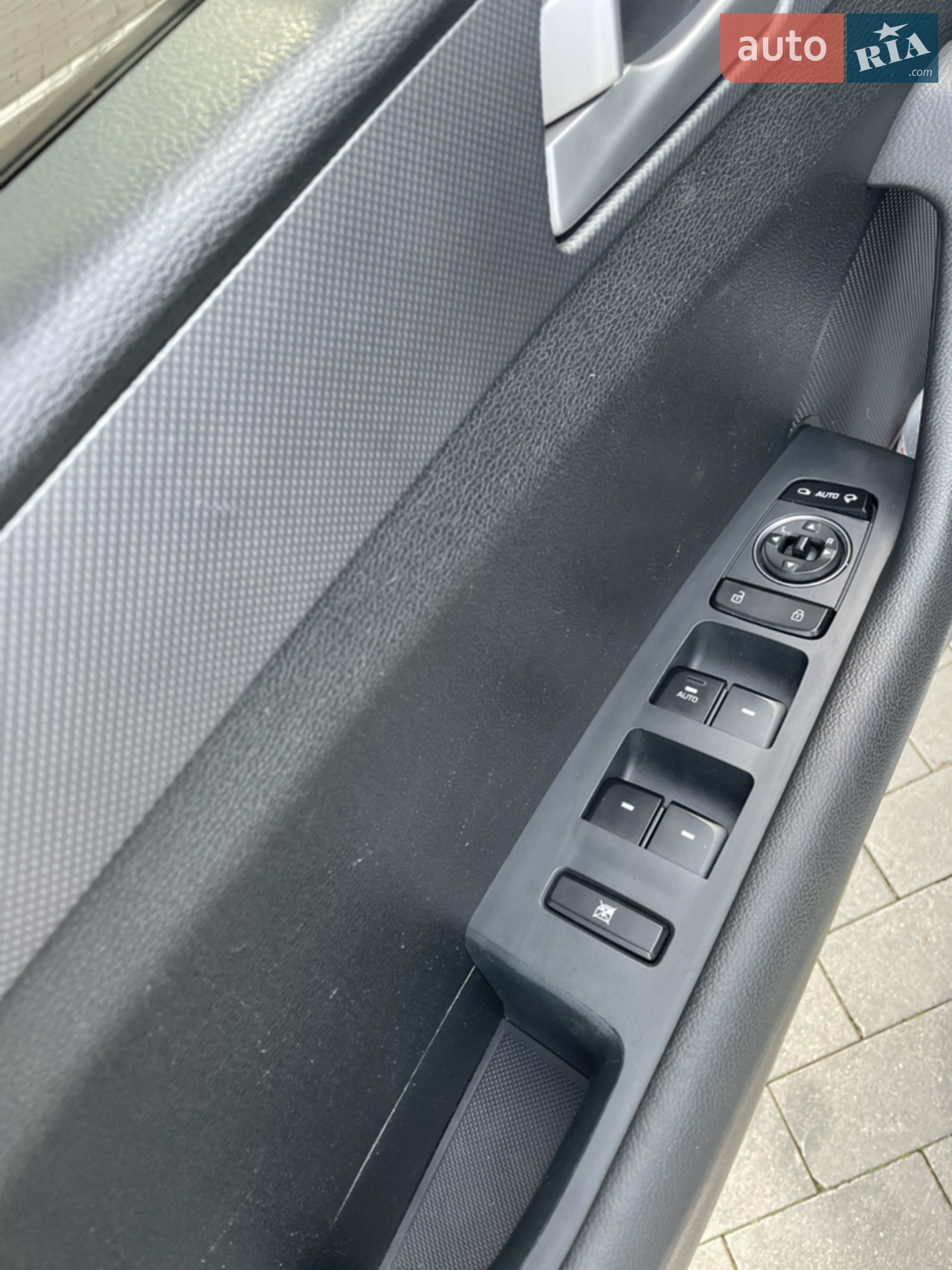 2016 Hyundai Sonata - мініатюра 8