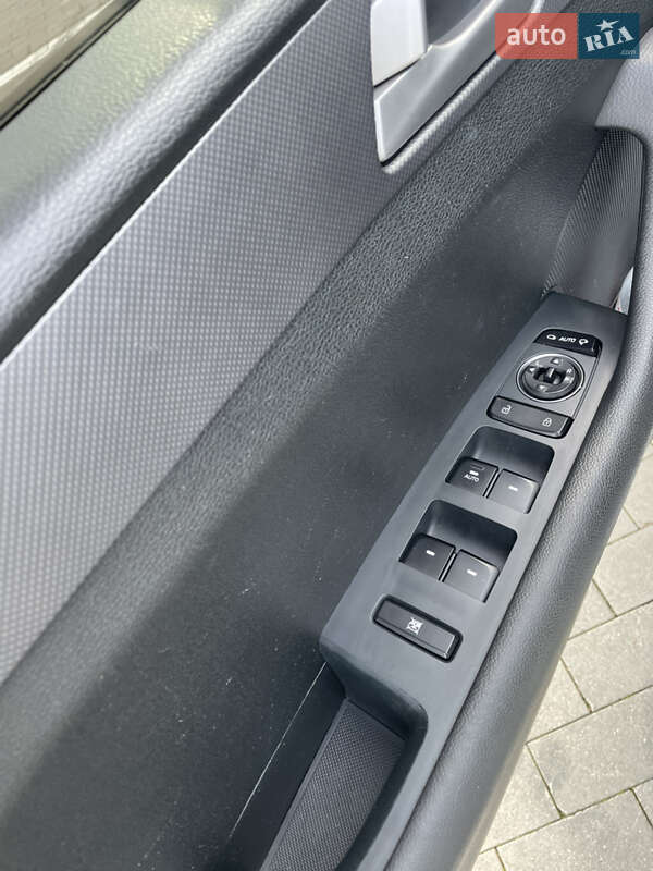 Седан Hyundai Sonata 2016 в Одессе