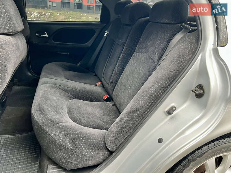 Седан Hyundai Sonata 2002 в Львове