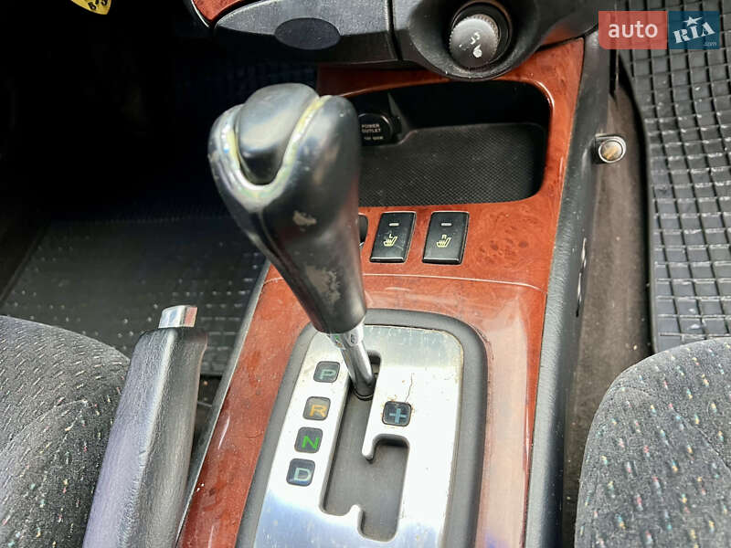 Седан Hyundai Sonata 2002 в Львове