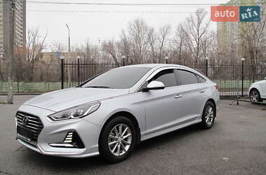 Седан Hyundai Sonata 2018 в Києві