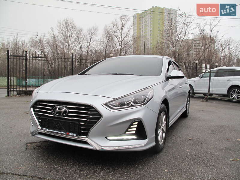 Седан Hyundai Sonata 2018 в Киеве