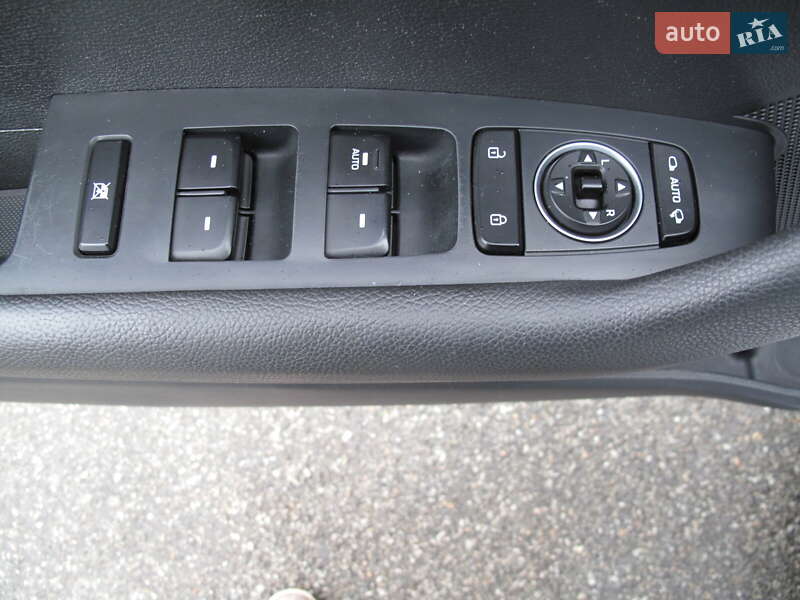 Седан Hyundai Sonata 2018 в Киеве