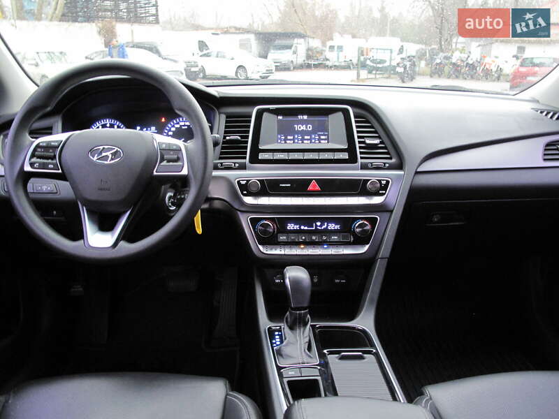 Седан Hyundai Sonata 2018 в Киеве