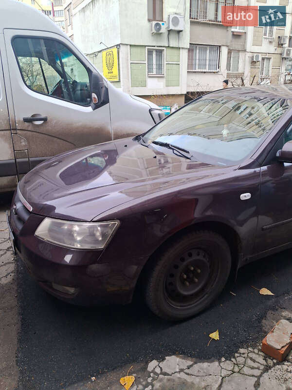Седан Hyundai Sonata 2006 в Киеве