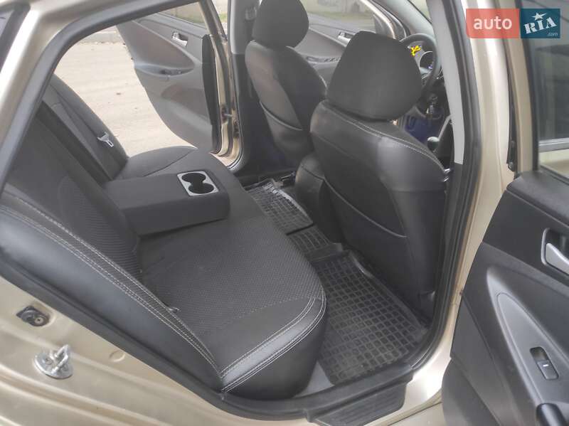 Седан Hyundai Sonata 2010 в Одессе фото 24 Седан Hyundai Sonata 2010 в Одессе