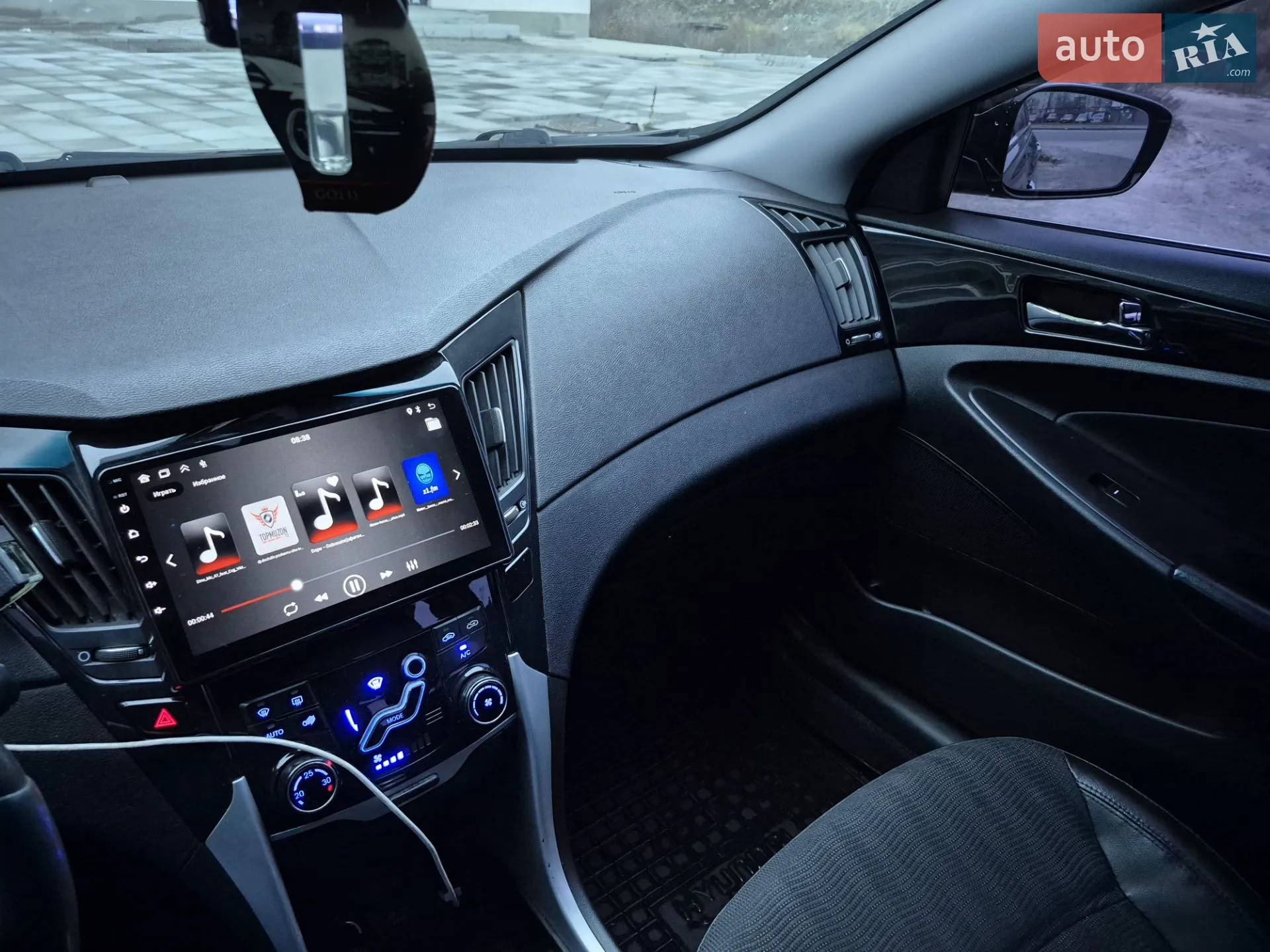 2010 Hyundai Sonata - мініатюра 18