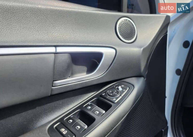 Седан Hyundai Sonata 2022 в Киеве