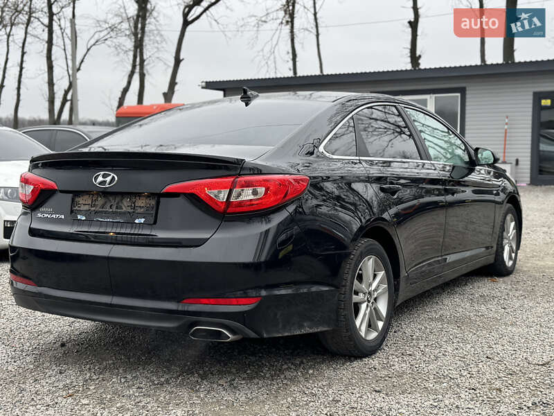 Седан Hyundai Sonata 2015 в Умани