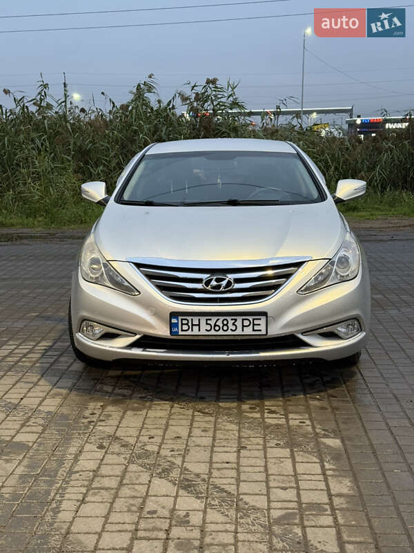 Hyundai Sonata 2013