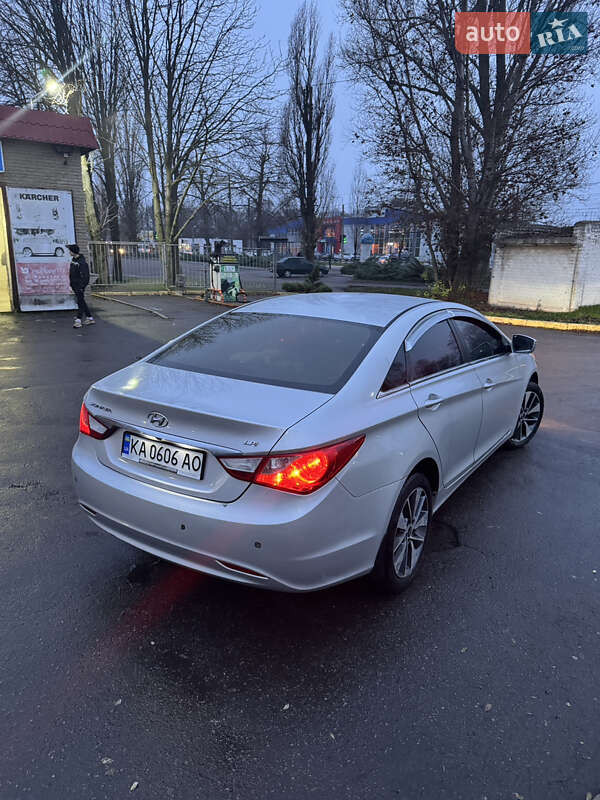 Седан Hyundai Sonata 2014 в Кременчуге фото 4 Седан Hyundai Sonata 2014 в Кременчуге